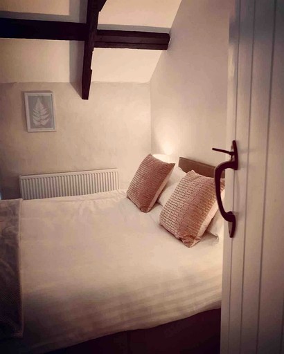Cottages (United Kingdom, Pembrokeshire, Wales)
