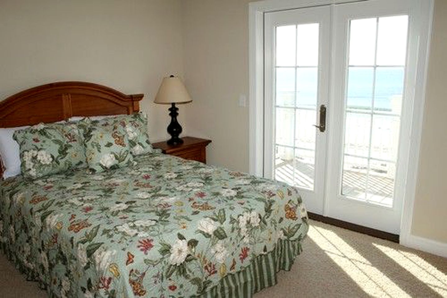 Beachfront Cottage with Pool near Intracoastal Waterway in Holden Beach, North Carolina