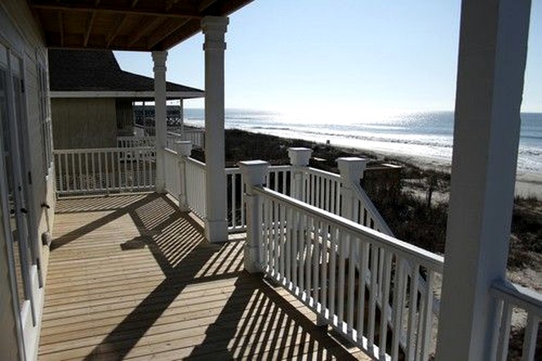 Beach Houses (Holden Beach, North Carolina, United States)