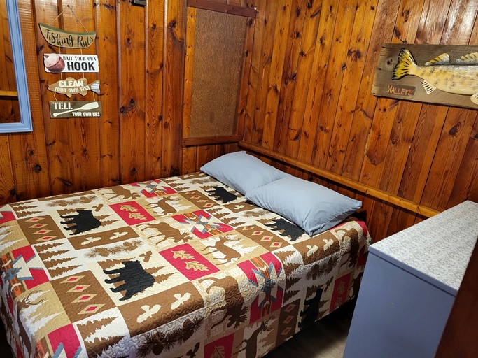 Cabins (United States of America, Houghton Lake, Michigan)