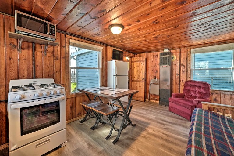 Cabins (United States of America, Houghton Lake, Michigan)