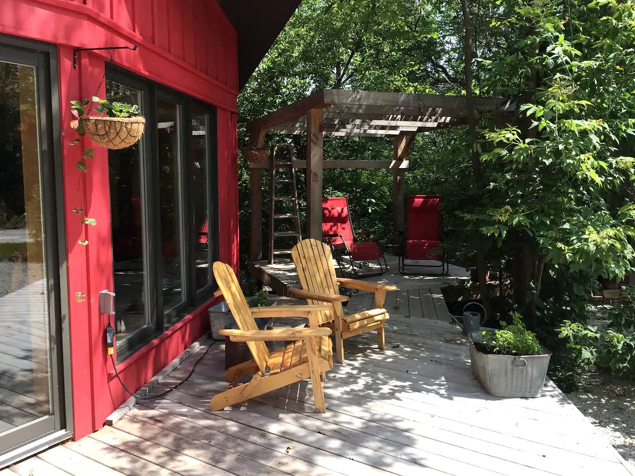Private Bedroom for Rent in The Blue Mountains for Winter Getaways, Ontario