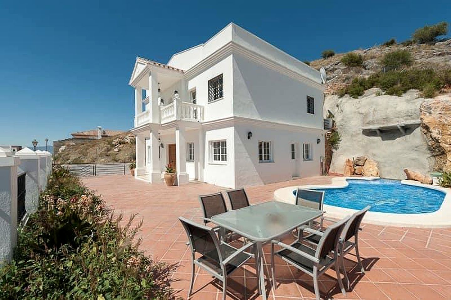 Tranquil Villa Rental near Malaga, Spain