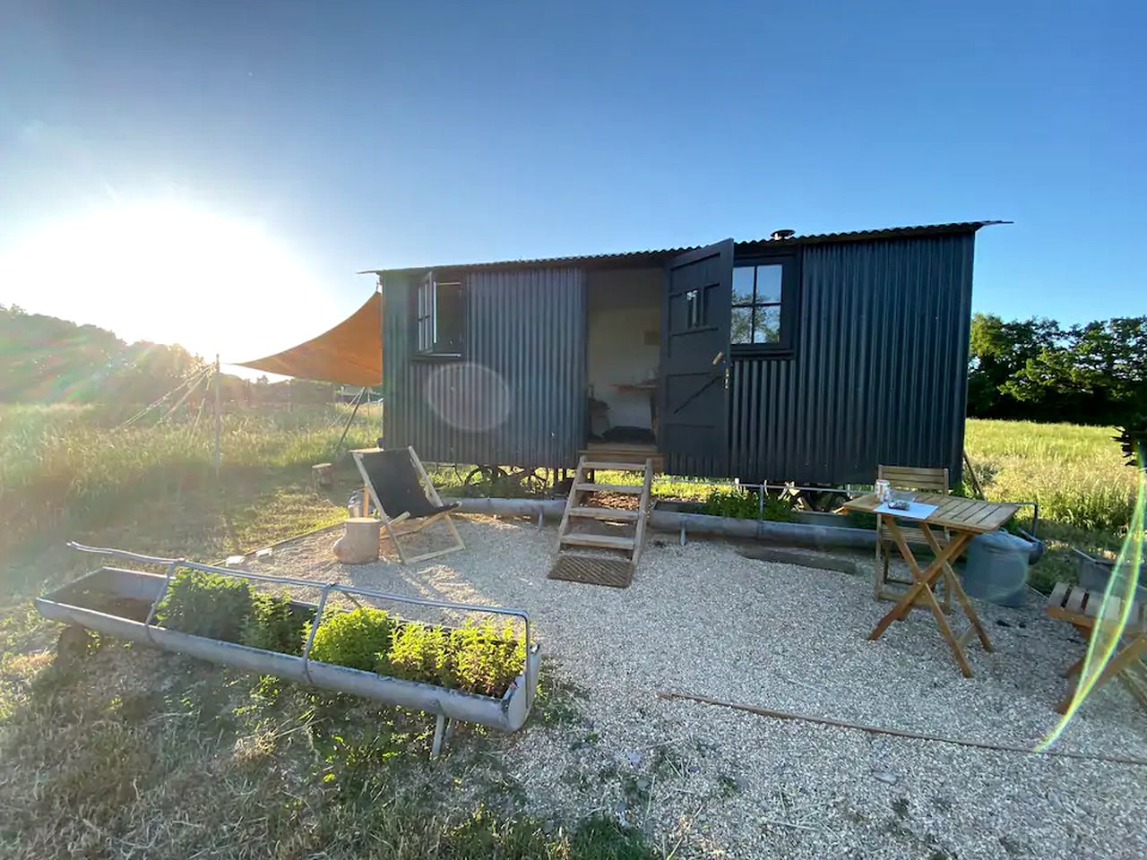 Classically Designed Shepherd's Hut Rental for Glamping in the Cotswolds