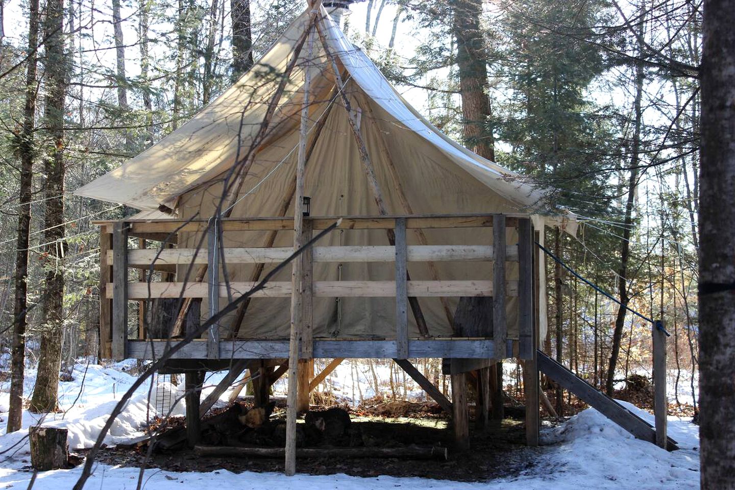 Peaceful Retreat Ideal for an Off-Grid Holiday in Quebec