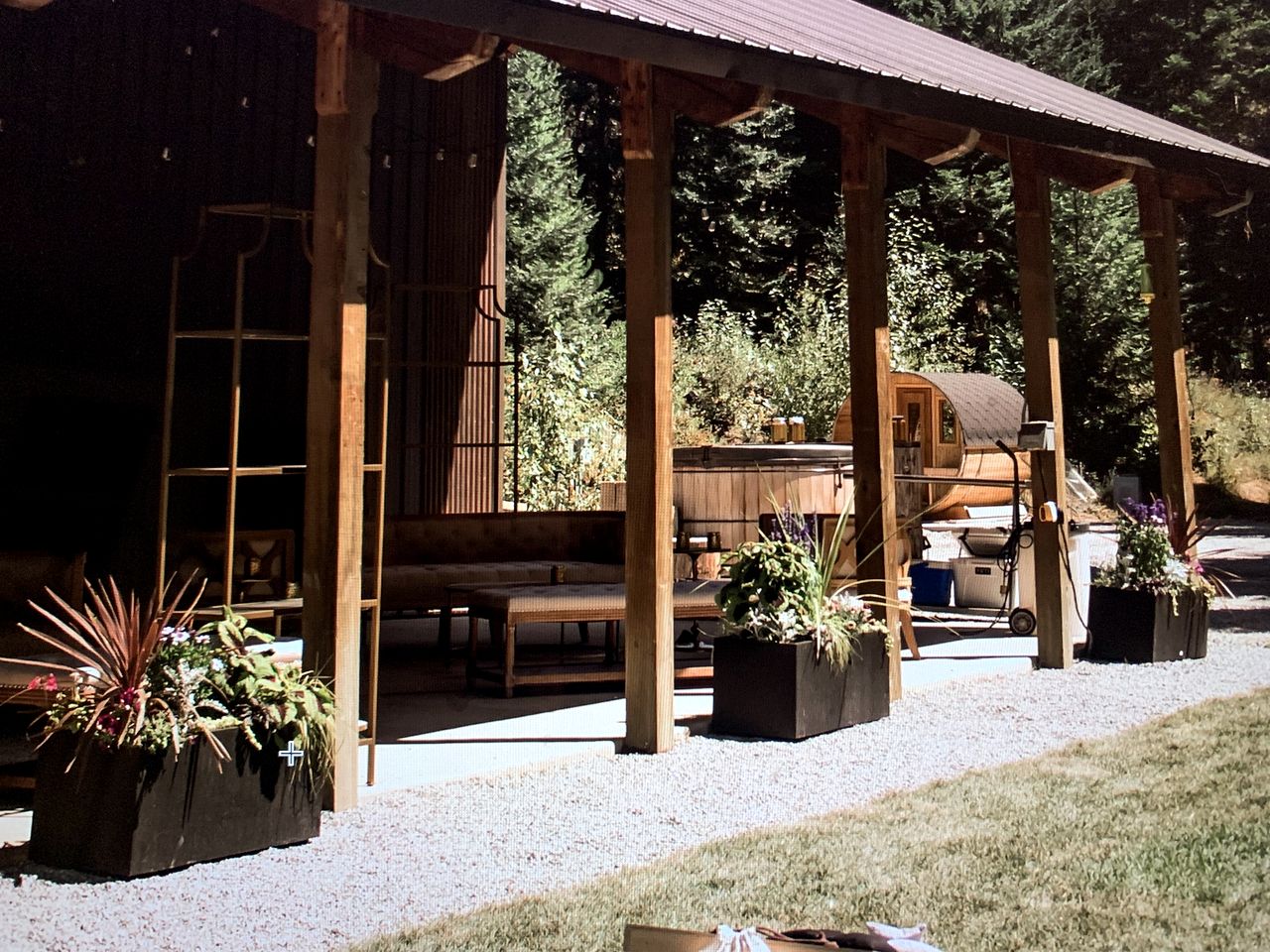 Luxury Glamping Retreat with Panoramic Views and Privacy in Sandpoint, Idaho