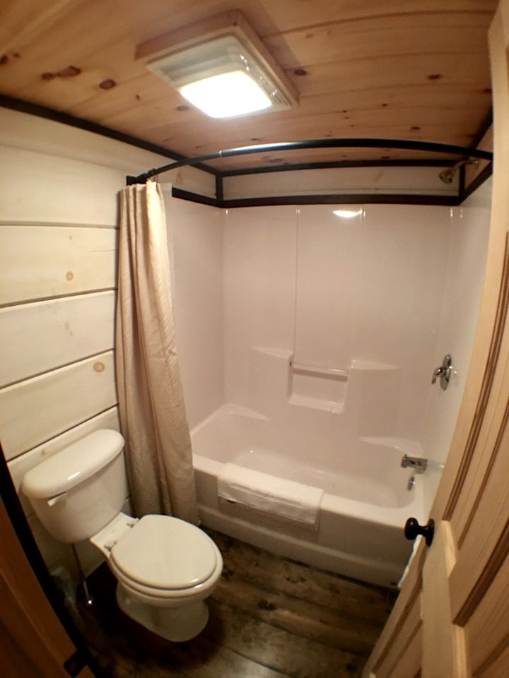 Tiny Home Cottage in the Smokies near Sevierville, Tennessee