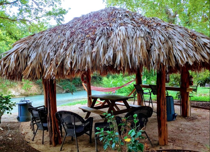Vacation Rentals (United States of America, Kingsbury, Texas)
