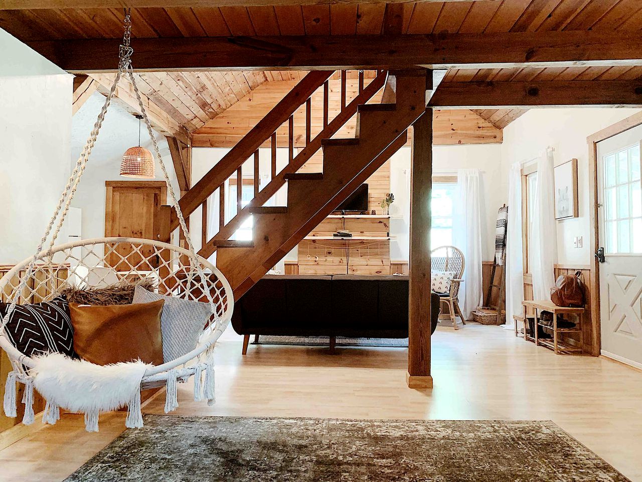 Modern Cabin Rental for Exciting Family Vacations in North Carolina