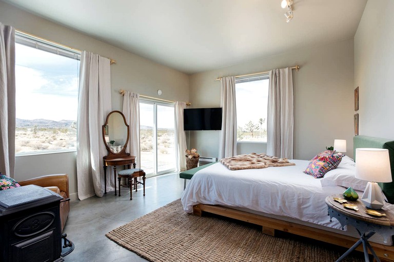 Cottages (Yucca Valley, California, United States)