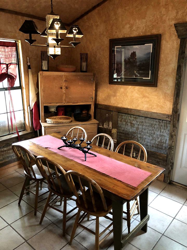 Antler Mountain House in Tarpley, TX