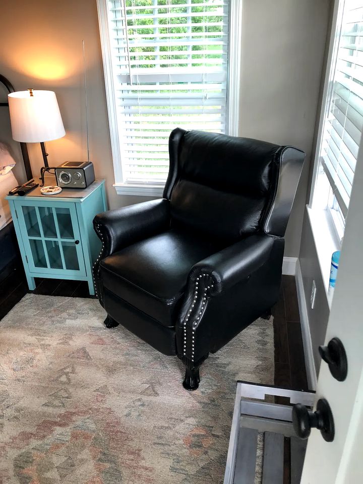 Beautiful Treehouse Under The Stars Near Wolverine, Michigan