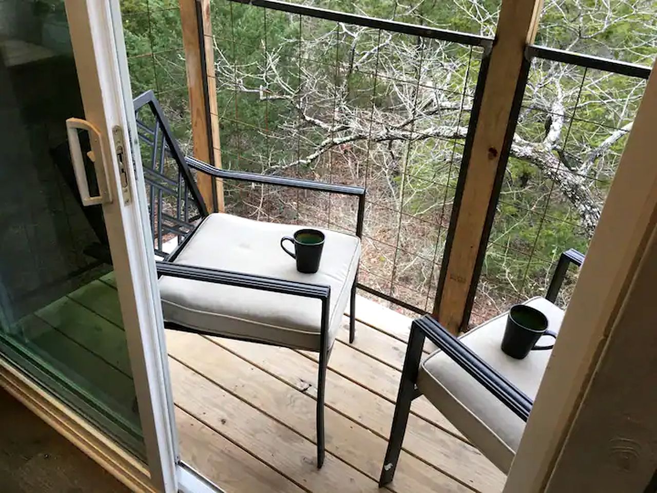 Luxury Tree House Rental in Lindale Ideal for Glamping in Texas