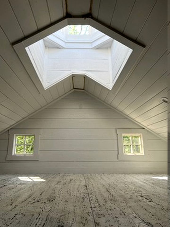 Quaint Loft Cabin with Luminous Spaces in Bayfield, Wisconsin