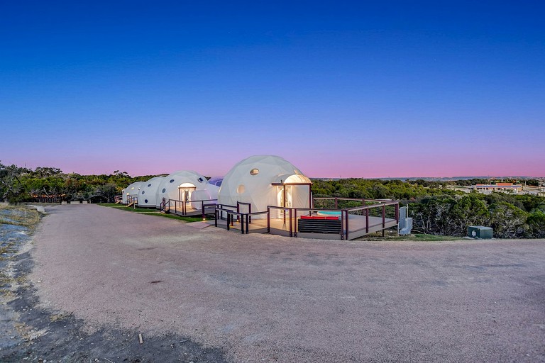 Domes (Lago Vista, Texas, United States of America)