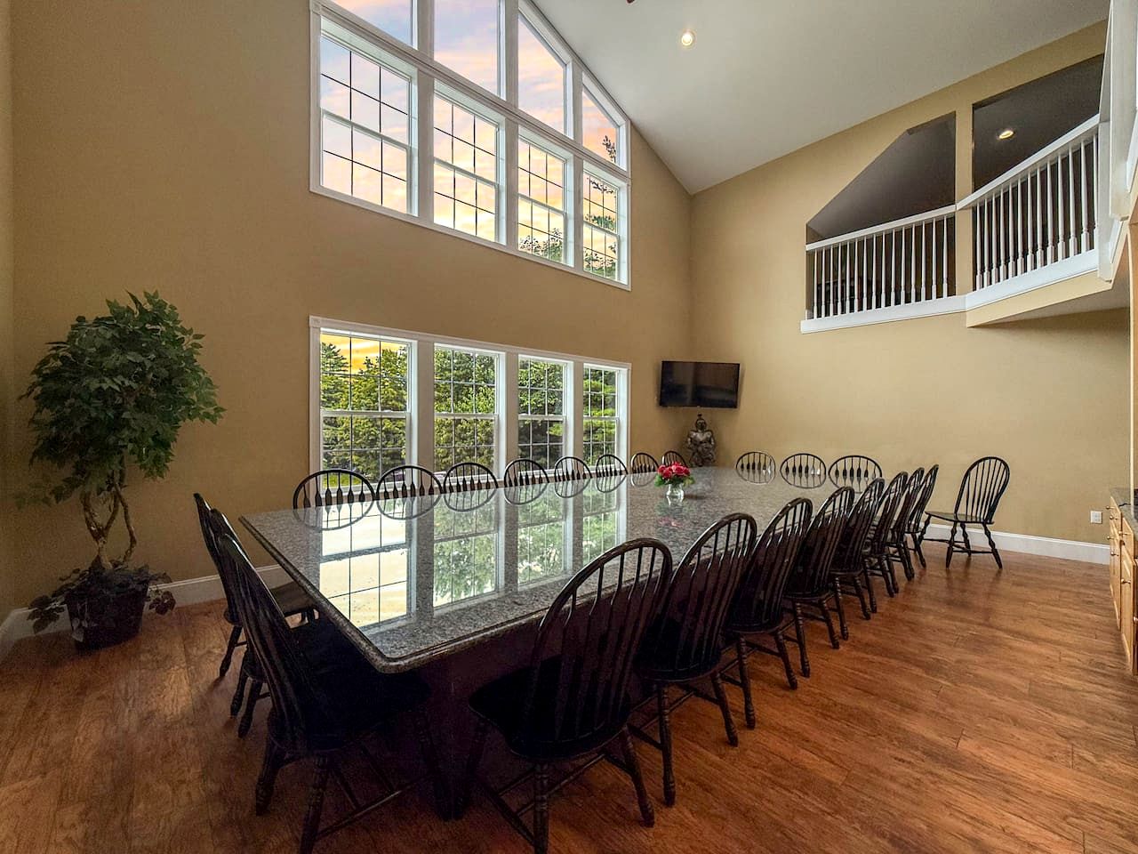 Luxury North Conway Retreat with Hot Tub, Pool Table & Patio near Downtown, New Hampshire
