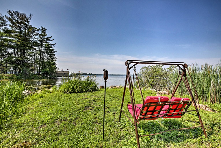 Cabins (United States of America, Hammond, New York)