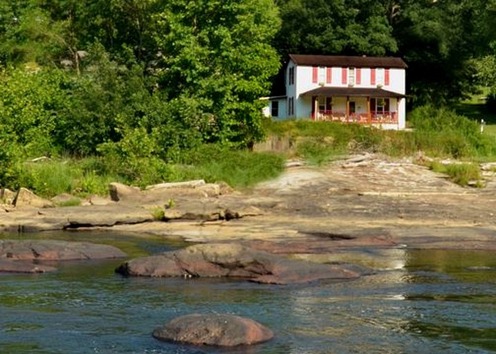 Cabins (West Virginia, United States)