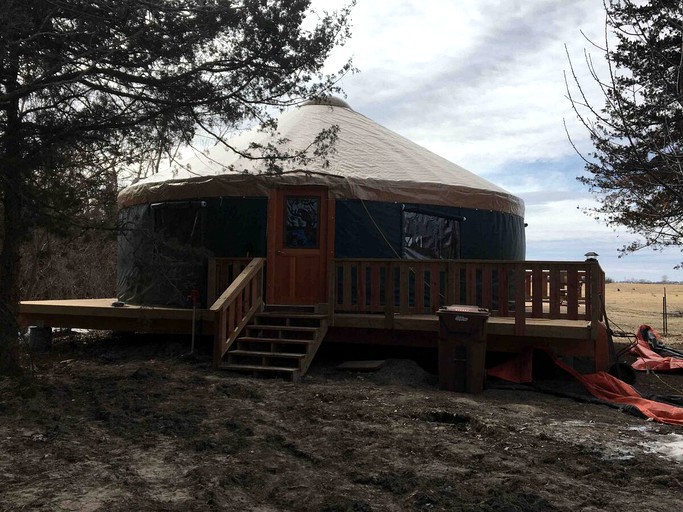 Yurts (Gibbon, Nebraska, United States)