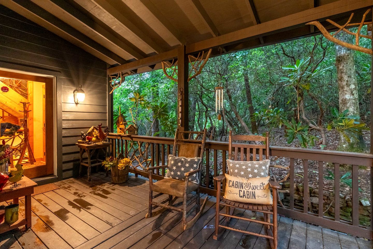 Scenic Mountain Cabin with Hot Tub, Game Room & Firepit near Silver Run Falls – Cashiers, NC