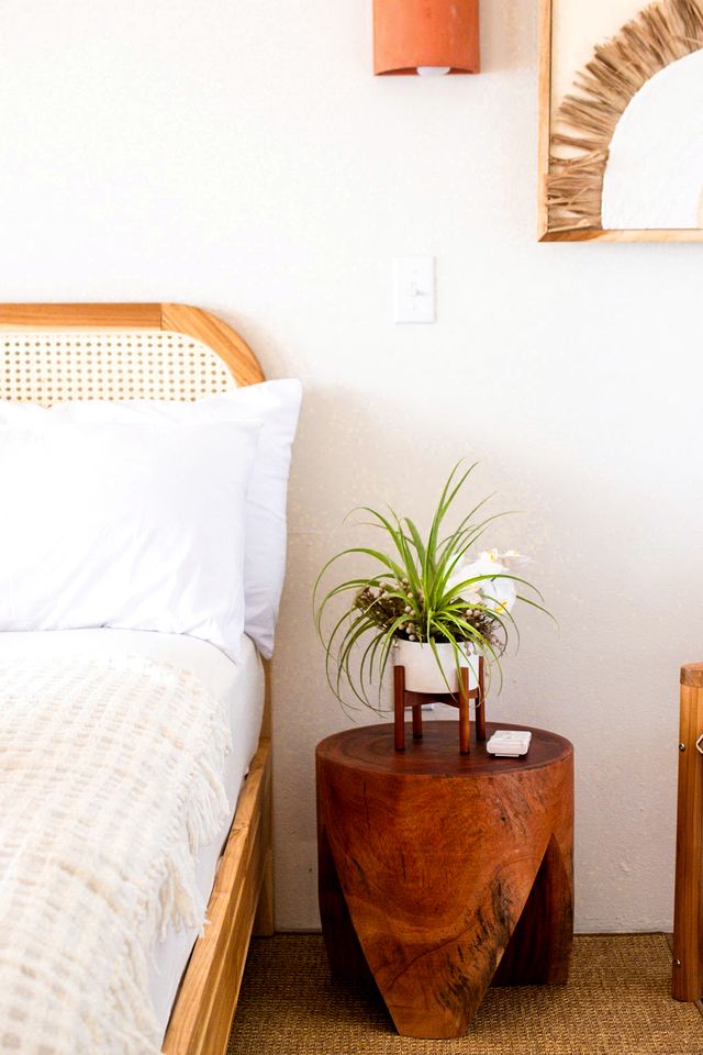 Coral Glamping Cabin – Elegant Seaside Escape in English Harbour, Saint Paul