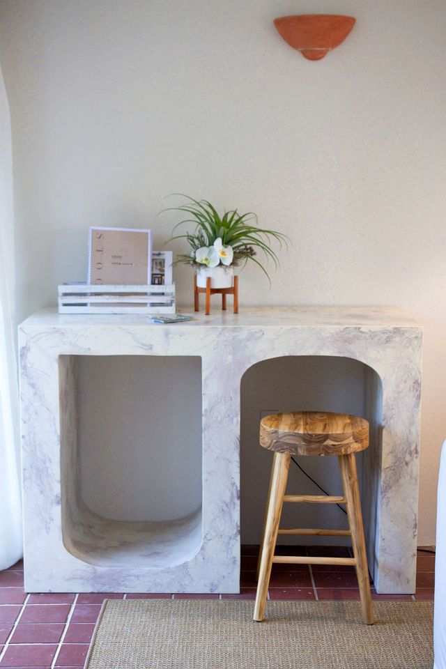 Coral Glamping Cabin – Elegant Seaside Escape in English Harbour, Saint Paul