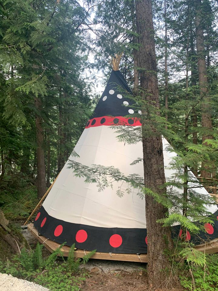 Luxury Tipi Rental in Fraser Canyon for Glamping in BC, Canada