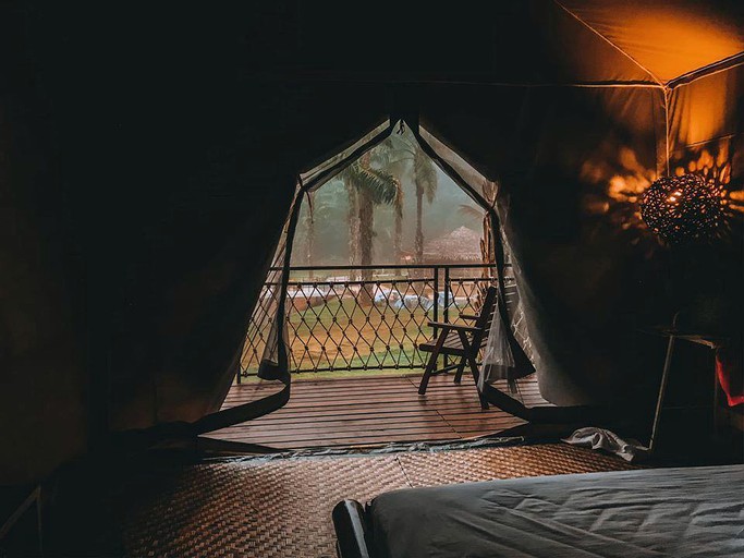 Tents (Surat Thani, Southern Thailand, Thailand)