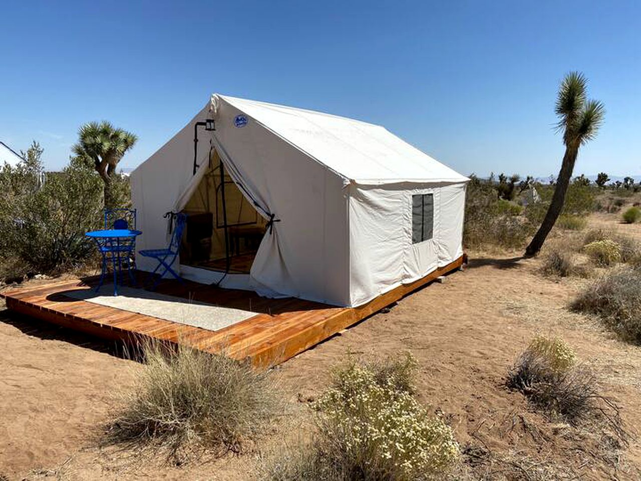 Enchanting Glamping Accommodation near Joshua Tree