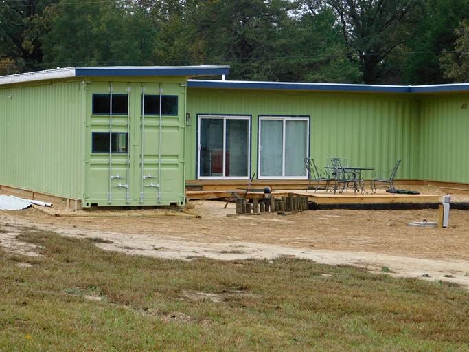 Containers (Graham, North Carolina, United States)