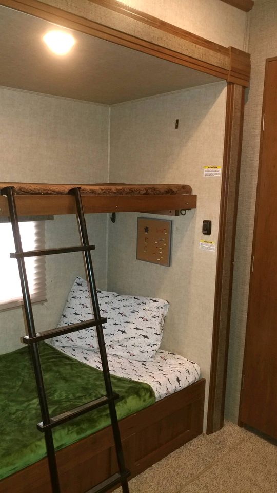 Spacious Caravan Rental for a Unique Vacation in Tennessee