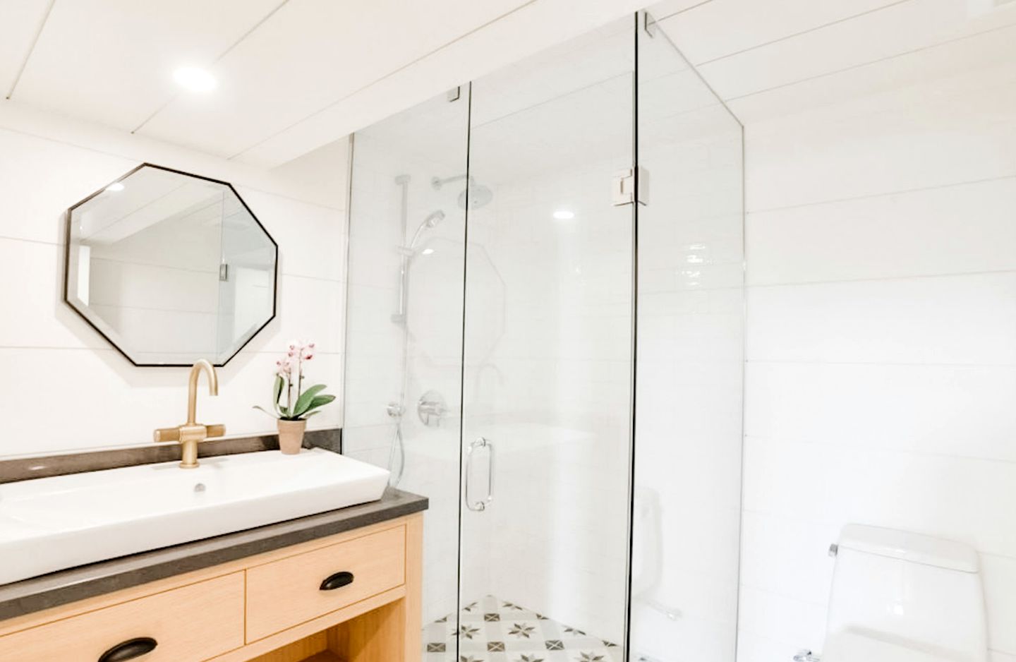 Luxurious Muskoka Lake in Port Carling, Ontario