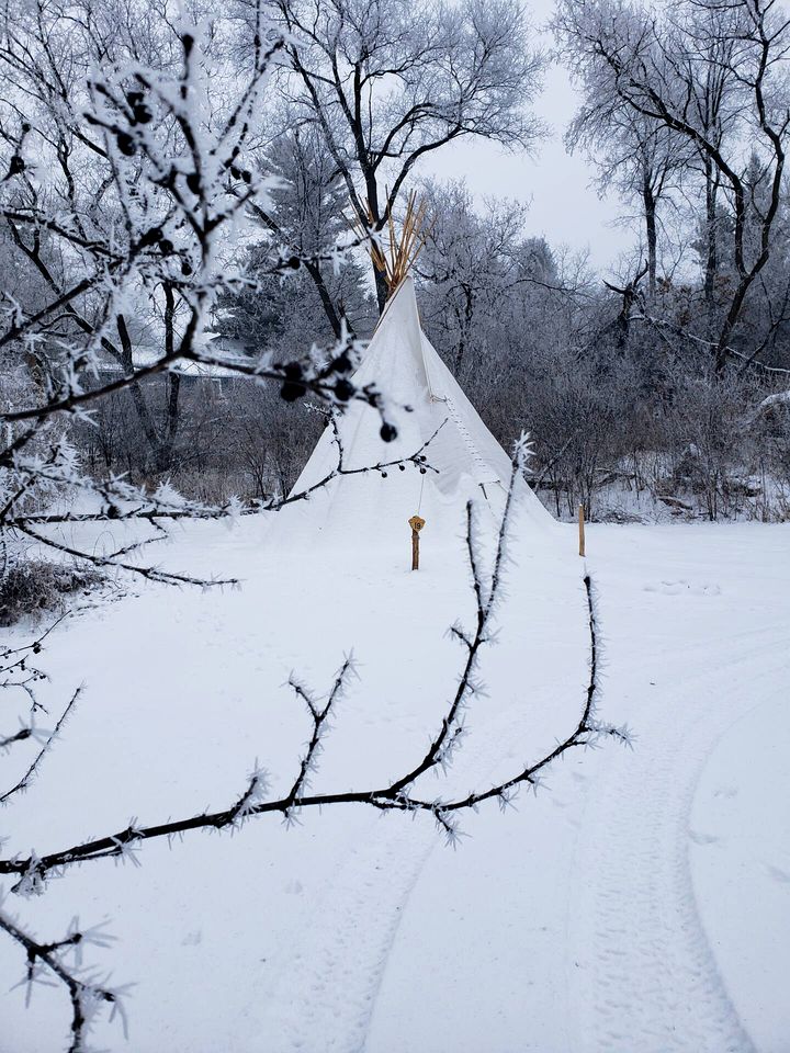 Romantic Tipi Accommodation with Fire Pit Ideal for Camping in Waupaca, WI