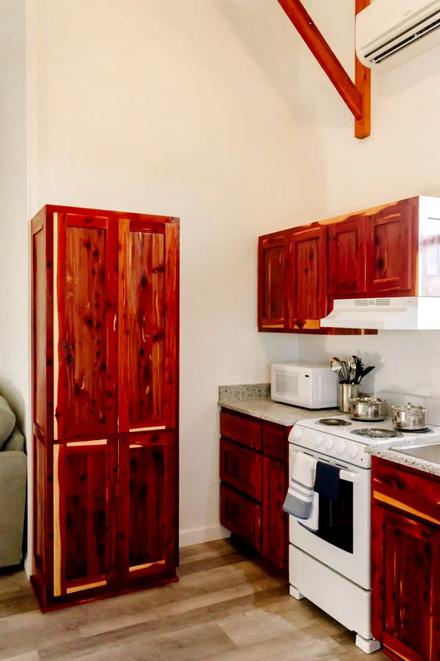 Secluded Cabin Rental for a Weekend Getaway near Austin