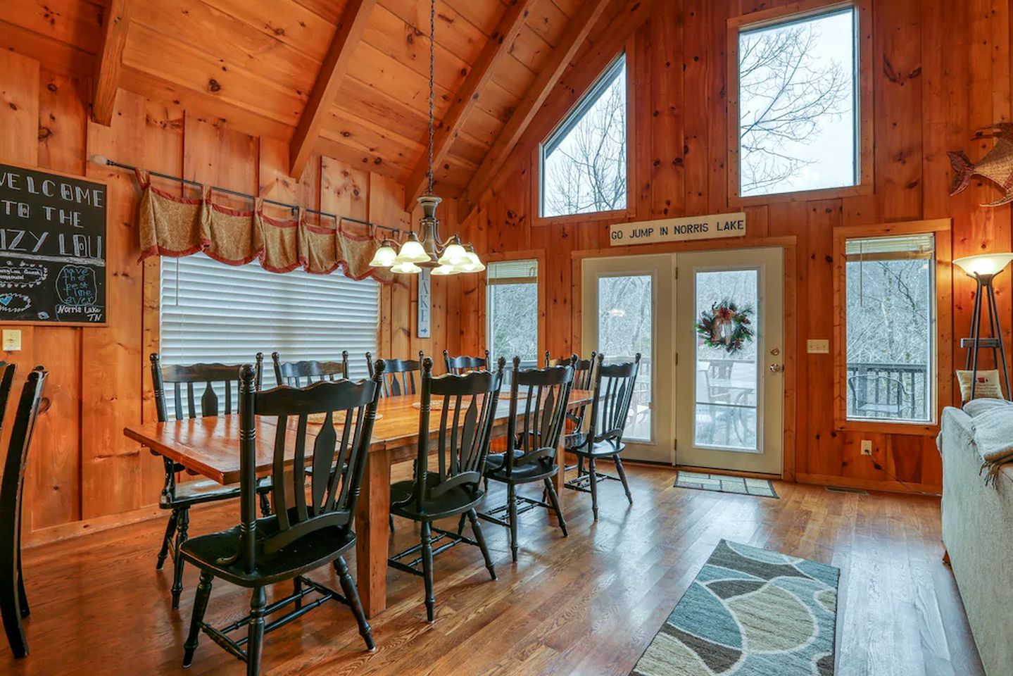 Regal Tennessee Retreat with a Dock on the Shores of Norris Lake