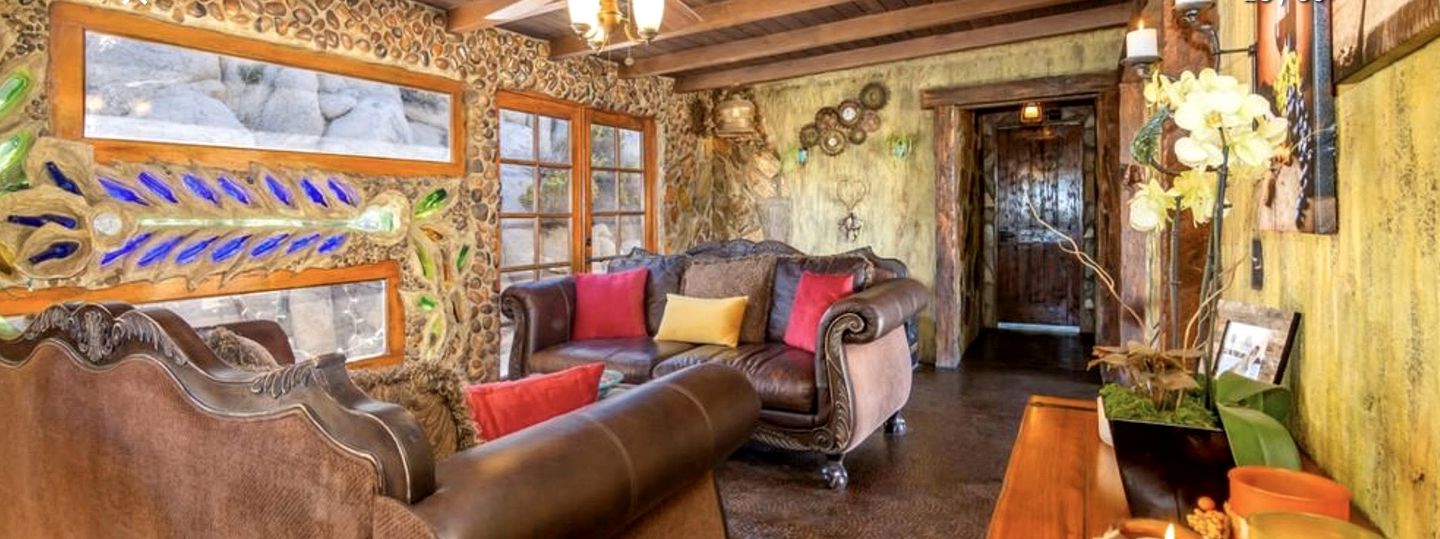 Impressive Retreat with a Private Pool and Hot Tub for a Joshua Tree Getaway