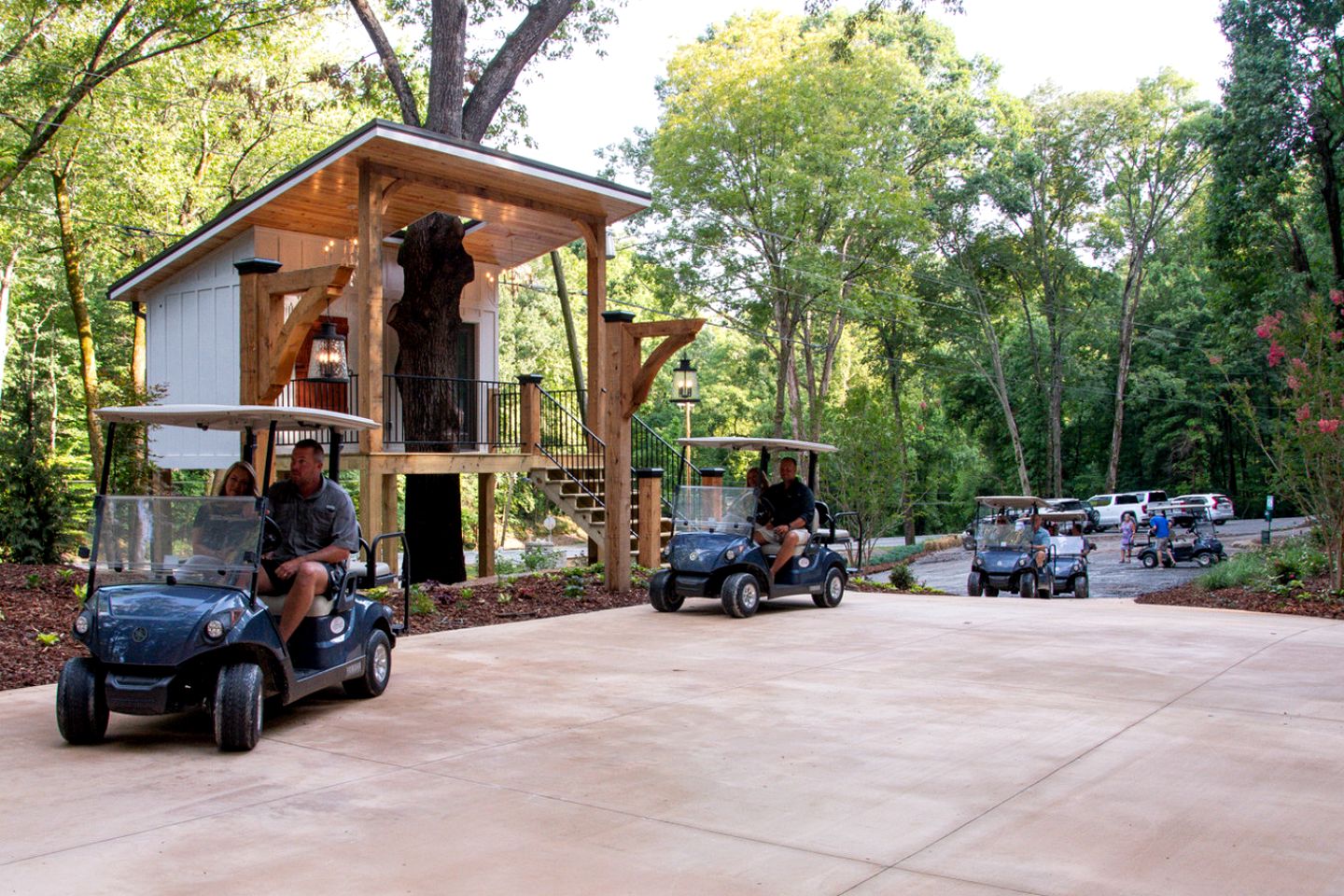 Gorgeous Tented Cabin and Sauna and Hot-tub in Scottsboro, Alabama