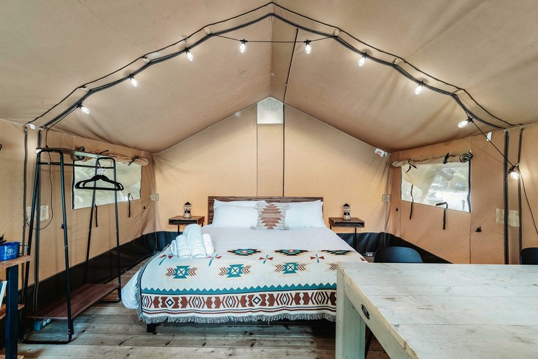Safari Tents (United States of America, North Woodstock, New Hampshire)