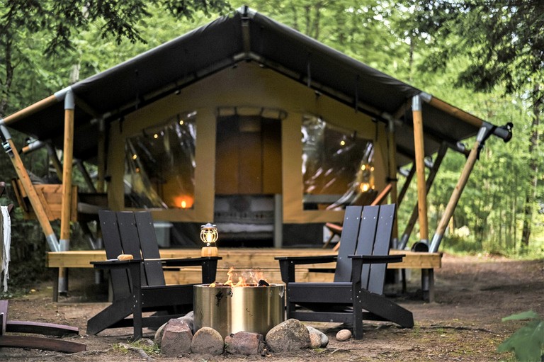 Gorgeous Safari Tent with Fire Pit and Amazing Sights in North Woodstock, New Hampshire