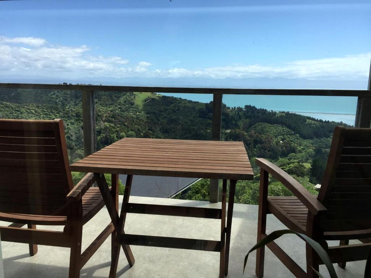 Modern Eco-Friendly Bed and Breakfast Room with Panoramic Views of Tasman Bay, New Zealand