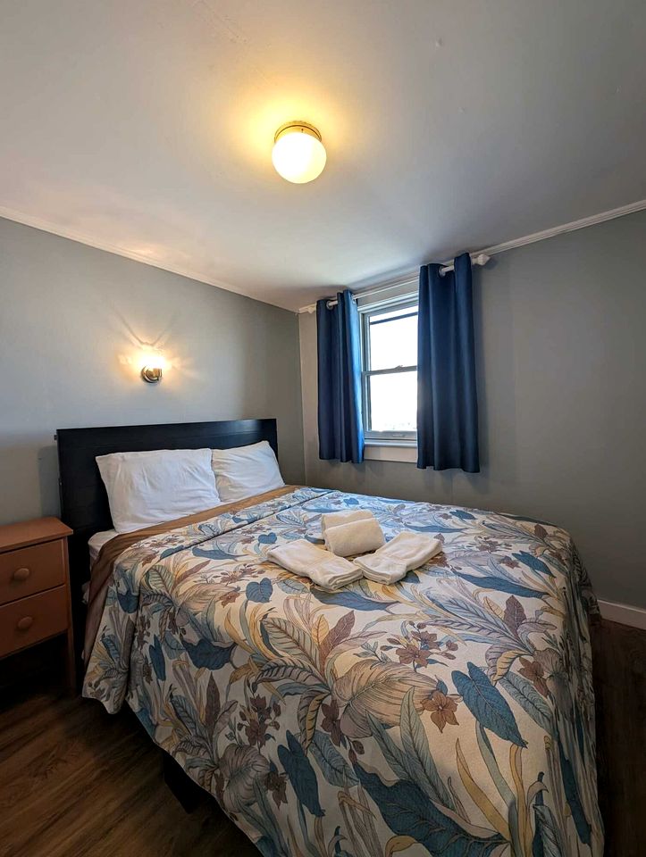 Cozy Oceanfront Retreat for a Quiet Getaway in North Truro, Massachusetts