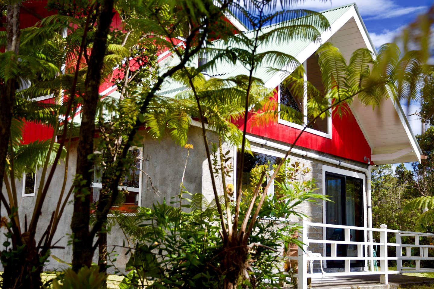 Cottages (Volcano, Hawaii, United States)