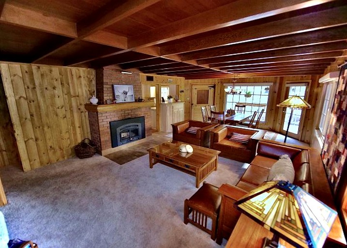 Cabins (Idyllwild, California, United States of America)