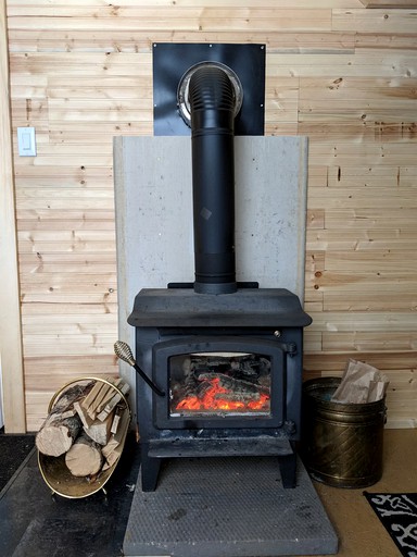 Tiny Houses (Golden, British Columbia, Canada)