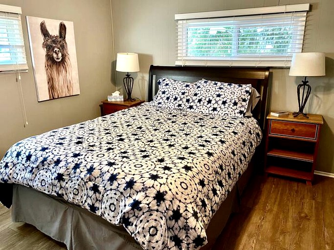 Beach Houses (Balmoral, British Columbia, Canada)