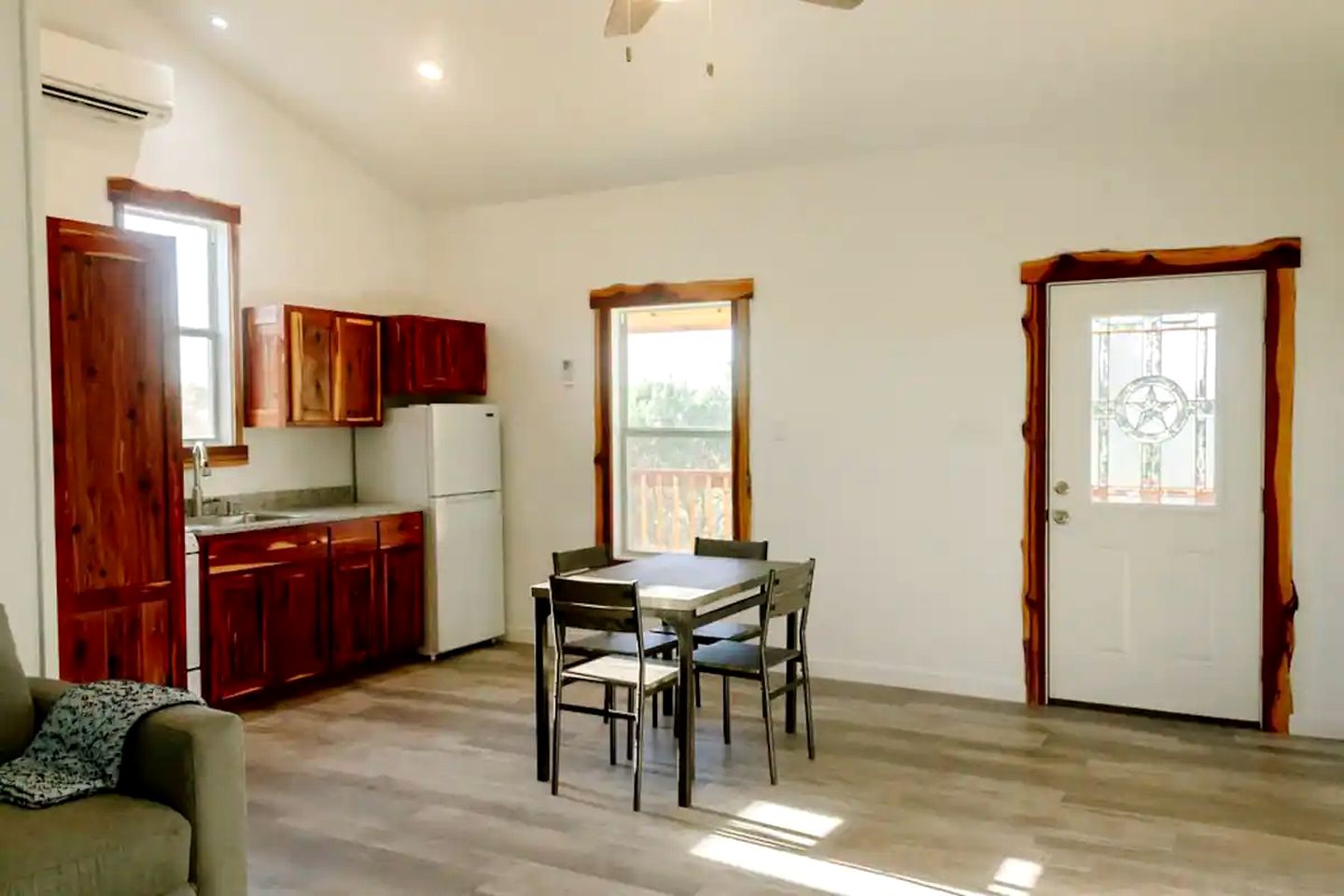 Secluded Cabin Rental for a Weekend Getaway near Austin