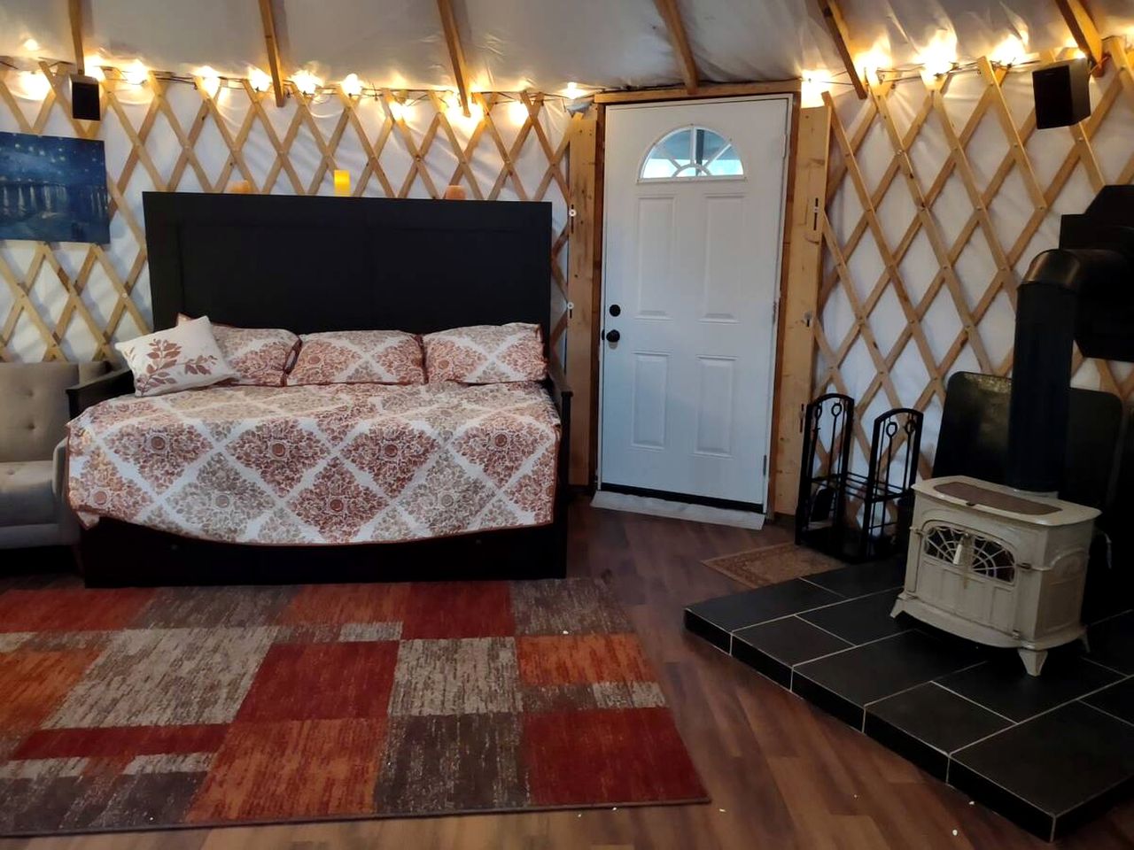 Cozy Glamping Yurt in Santa Paula for a Family Vacation in California