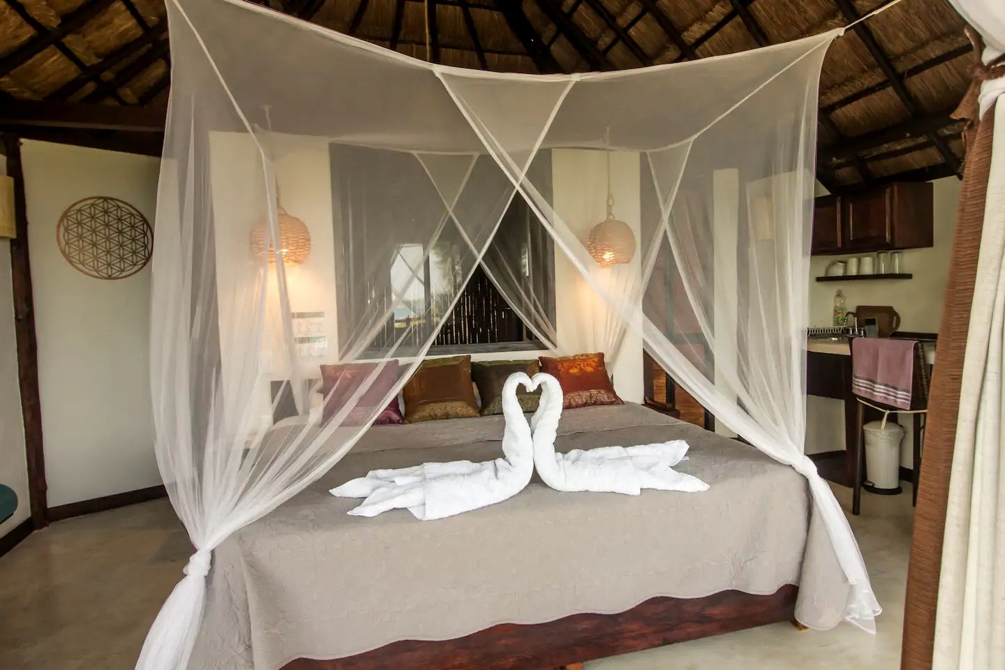 Gorgeous Bacalar Accommodation for Romantic Glamping in Mexico