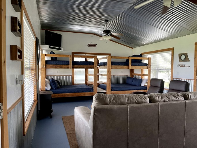 Cabins (Brazoria County, Texas, United States of America)