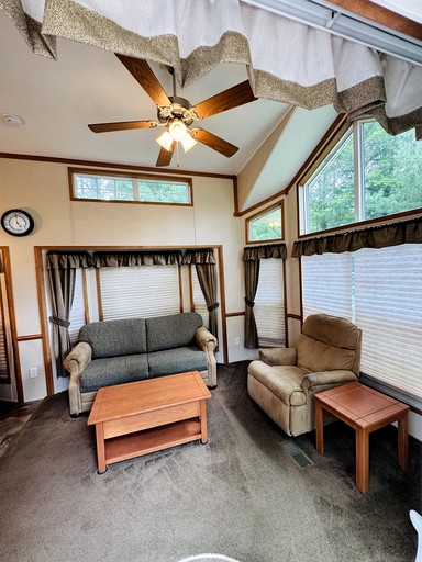Group Cabin with Large Deck and Patio in Wisconsin Dells | Cabins (Wisconsin Dells, Wisconsin, United States of America)